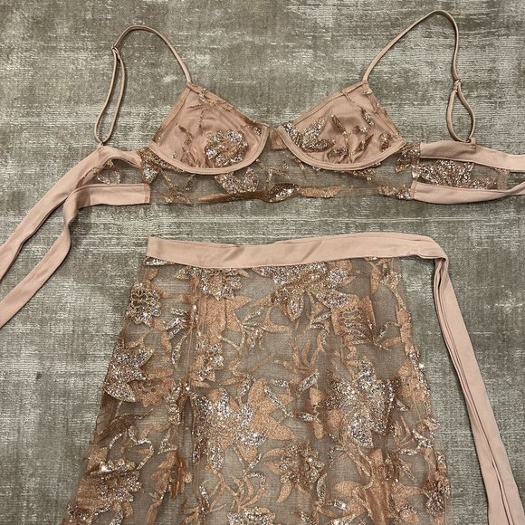 NWOT Party Girl Glitter Mesh Set in Gold XS - Picture 3 of 10